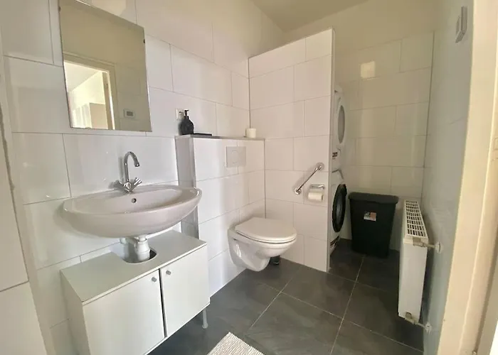 Monumental Independent Studio, Centre Appartement Dordrecht